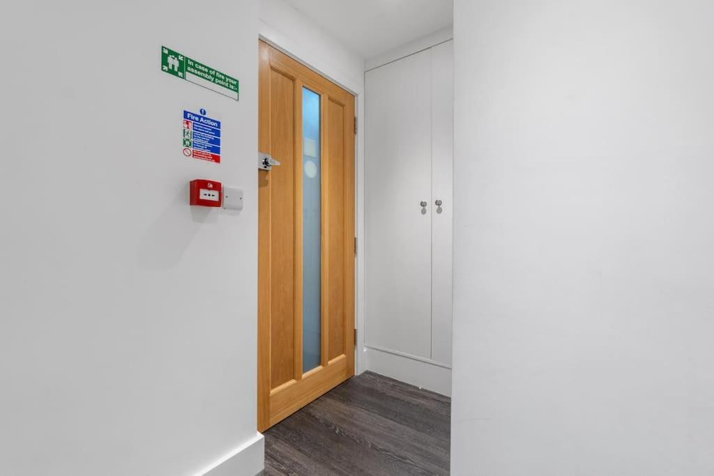 1A The Courtyard, Exeter Apartment Exterior photo